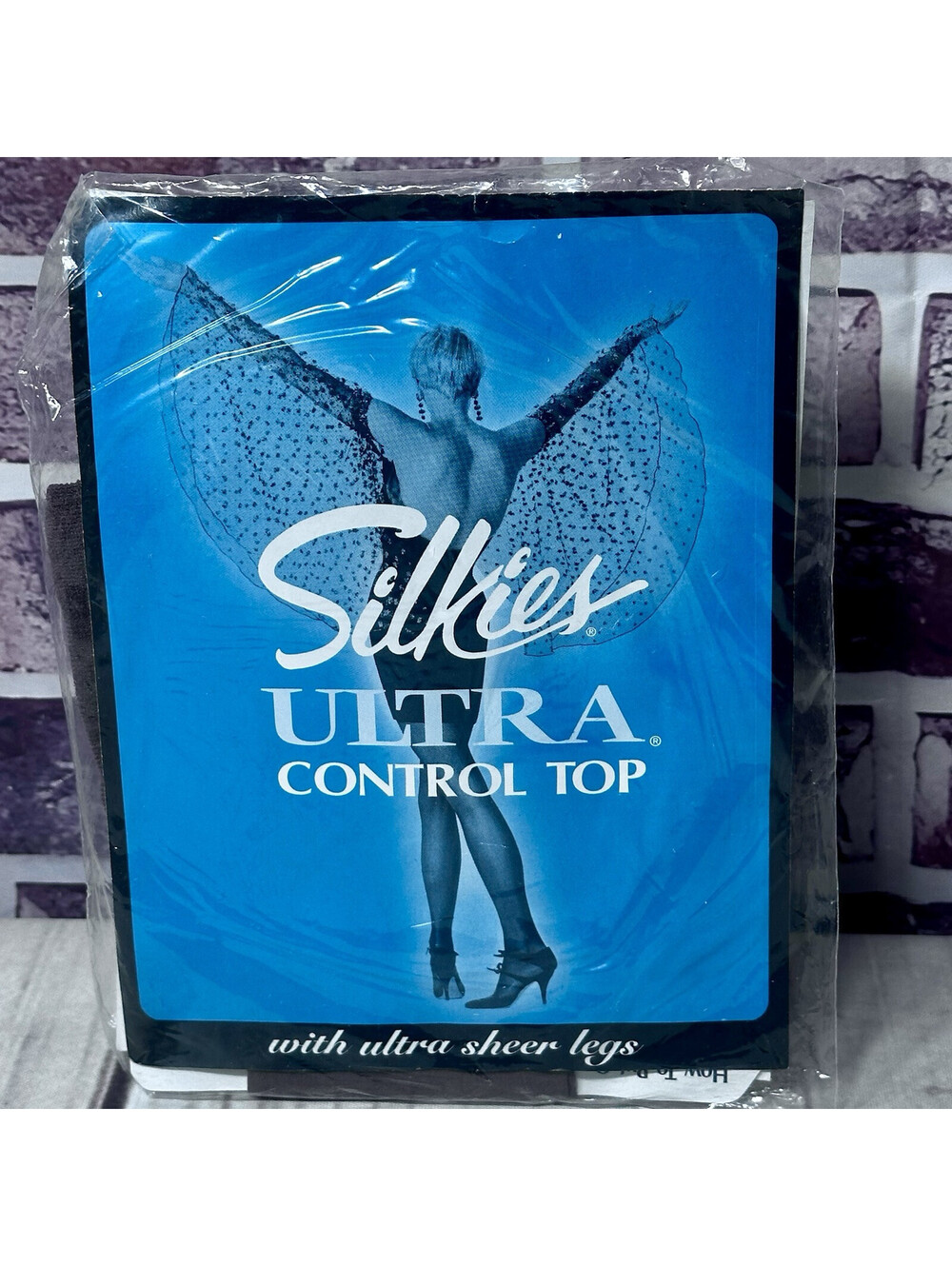 SILKIES Ultra Control Top PANTYHOSE Nylons SIZE: Small Beige Honey 030102 ~ NEW